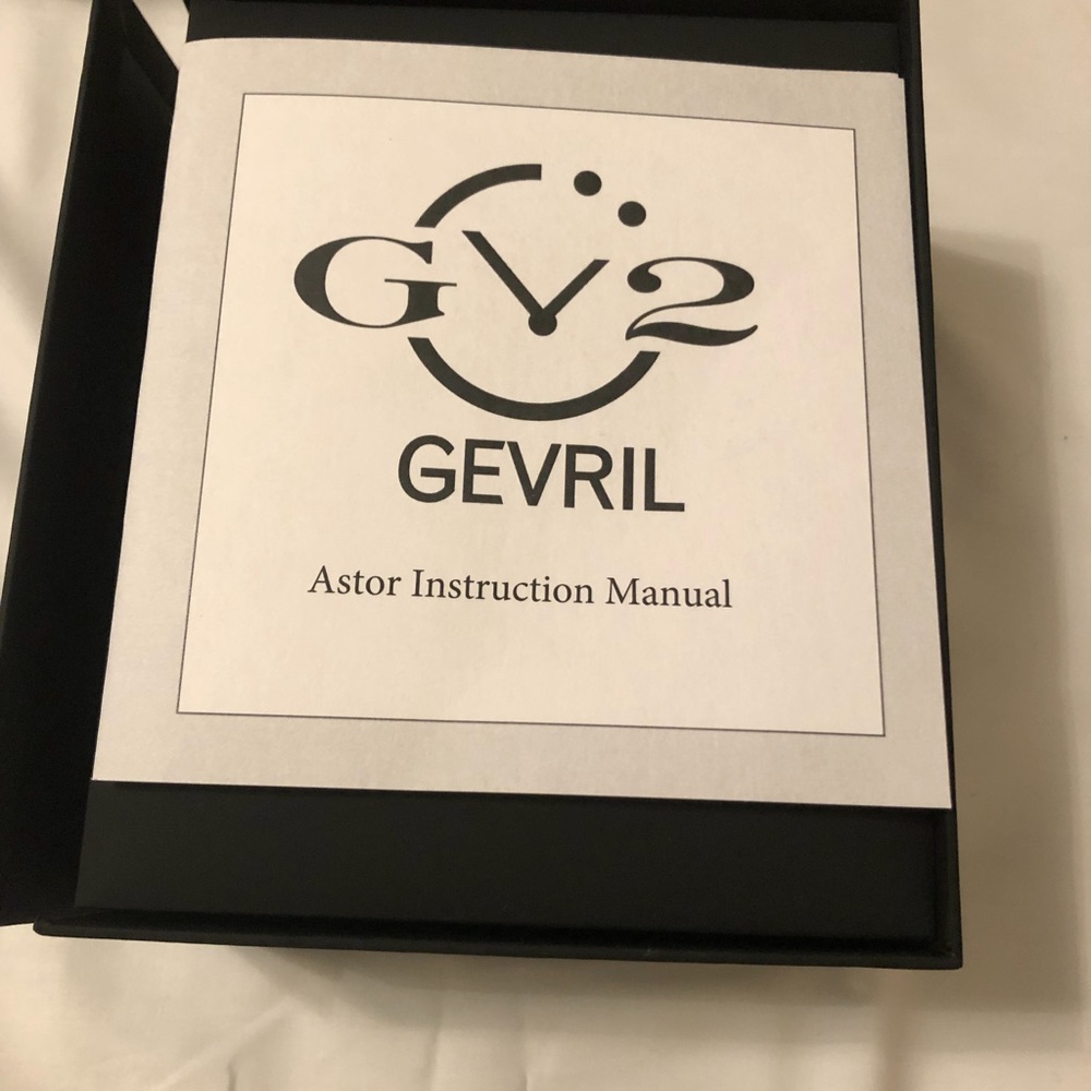 GV2 Astor Diamond Quartz Subdial- Diameter 40mm - Picture 14 of 15
